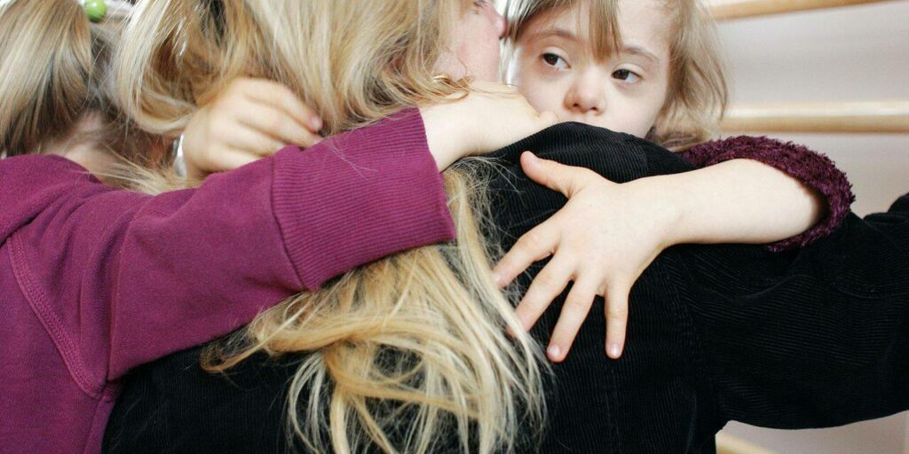 Comment flatter une sœur ?