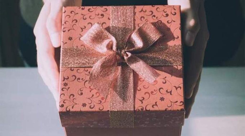 Comment offrir un cadeau par la poste ? Comment offrir un cadeau par la poste ?