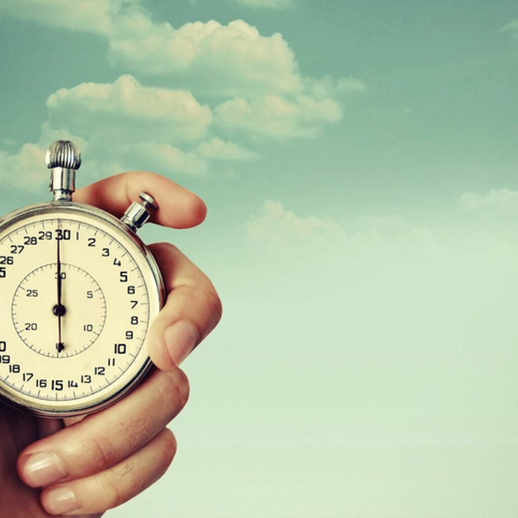 Pourquoi le temps passe vite avec certaine personne ? Pourquoi le temps passe vite avec certaine personne ?