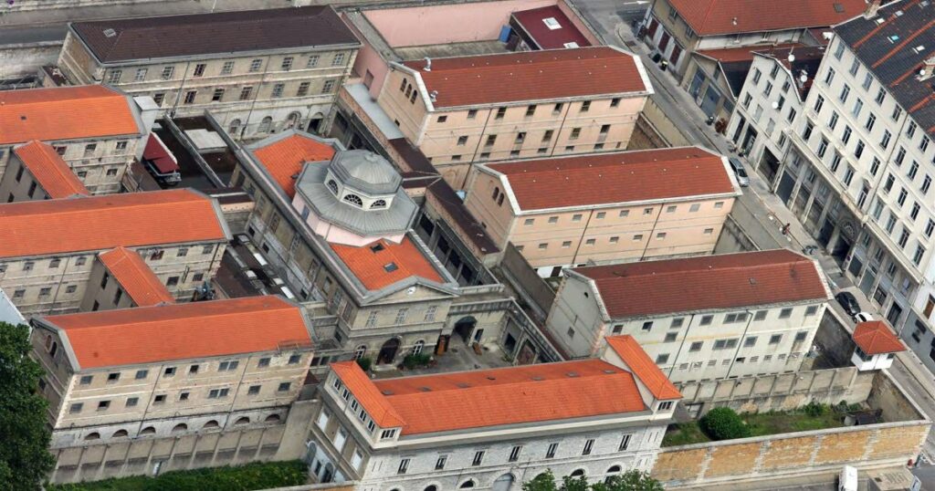 Quel est le prénom du poète Aragon ?