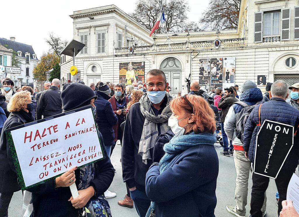 Quel sont les auteurs qui ont parlé sur le travail ? Quel sont les auteurs qui ont parlé sur le travail ?