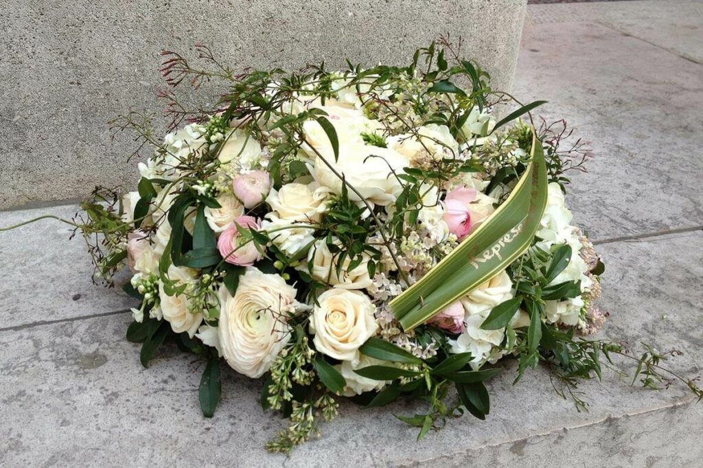 Quelle couleur de fleurs pour un enterrement ?