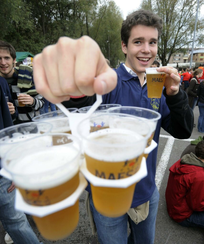 Qui intéresse les jeunes ? Qui intéresse les jeunes ?